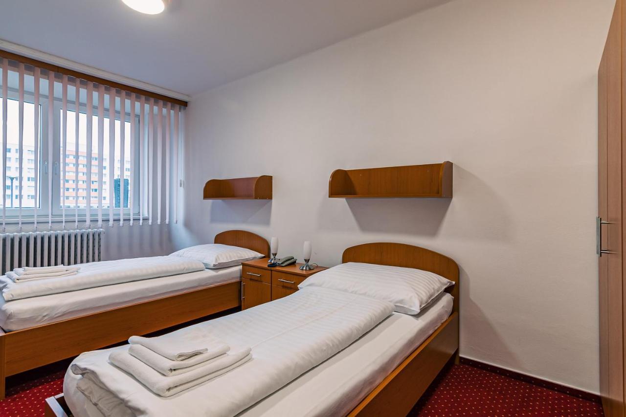 Hotel Garni Vsb Острава Екстер'єр фото