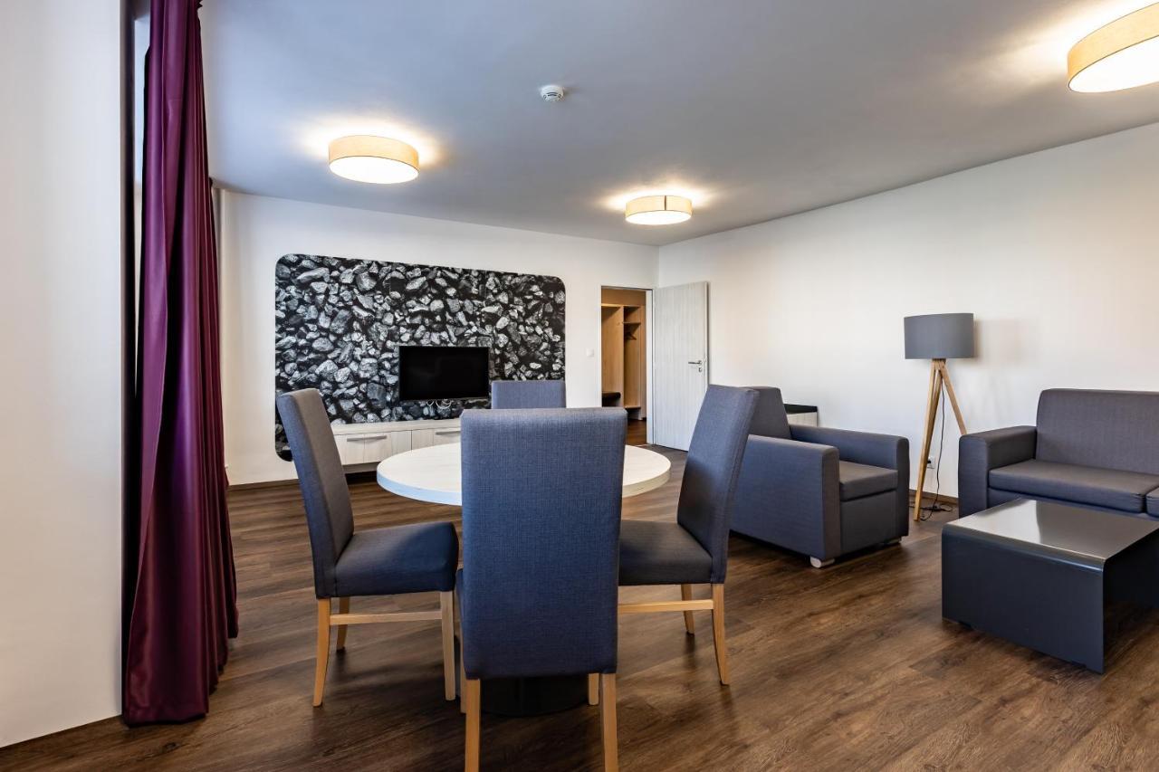 Hotel Garni Vsb Острава Екстер'єр фото