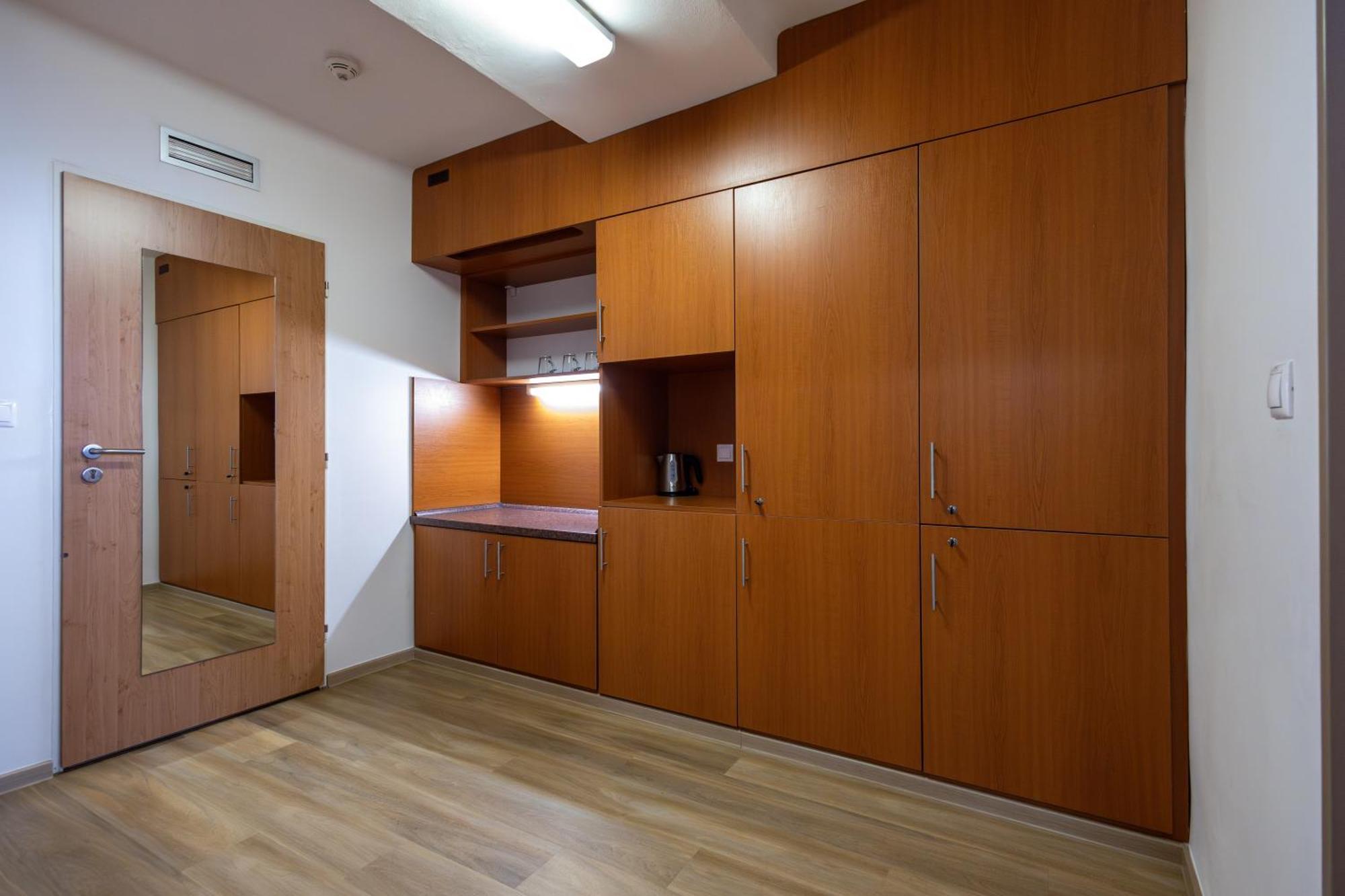 Hotel Garni Vsb Острава Екстер'єр фото